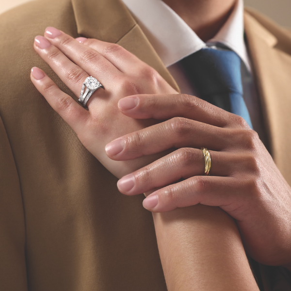 Engagement&WeddingRings:WhereTraditionMeetsPersonalChoice