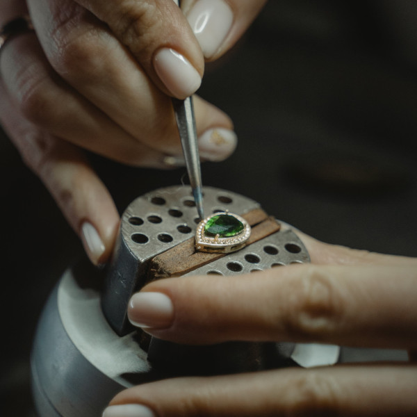 GemstoneJewellery-APerfectAmalgamationOfDiamonds