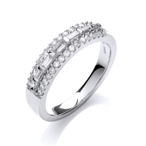 0.50 Carat Natural Round and Baguette cut Diamond Claw-set Half Eternity Ring 18k Gold