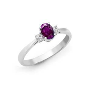 0.48 Carat Oval Cut Amethyst Stone And Natural Round Cut Diamond Claw set Ring 18k Gold