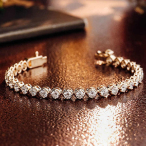 2.65 Carat F-G/SI Natural Round Cut Diamond Tennis Bracelet in 9k White Gold