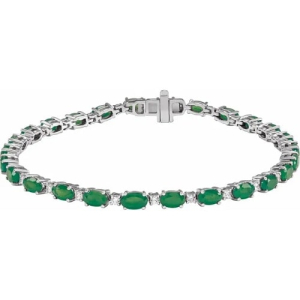 7.90 Carat Oval Cut May Birthstone Emerald and Round cut Diamond Bracelet