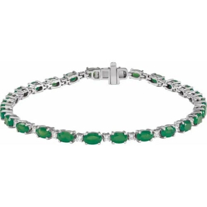 7.90 Carat Oval Cut May Birthstone Emerald and Round cut Diamond Bracelet