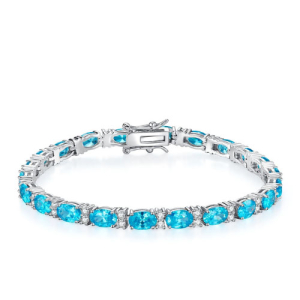 8.55 Carat Prong Setting Oval Cut Aquamarine and Round Cut Diamond Bracelet