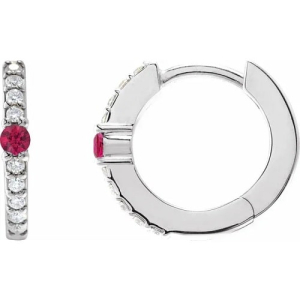 Hollyn 0.28 Carat Natural Ruby Round cut 4 Prong Set 