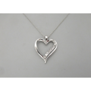 0.62 Carat Natural Round Heart Designed Diamond Pendant