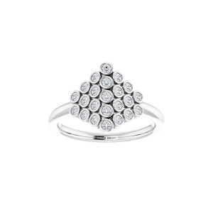 Everlee 0.35 Carat Lab-Created Round cut Bezel  Cluster Diamond Ring