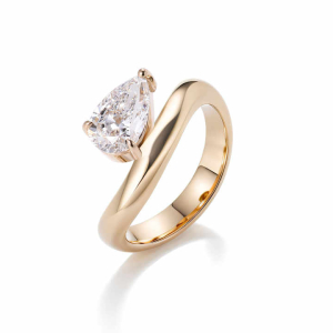 Ruchi Natural Solitaire Diamond Ring