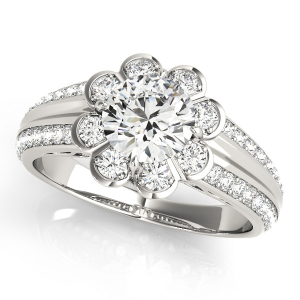 Kinzlee Natural Round cut  Halo Diamond Ring