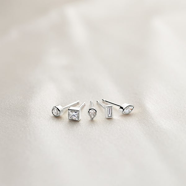 Men's Diamond Earrings: The Latest Styles & Trends