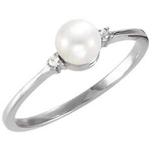 Zanovia Freshwater Pearl 