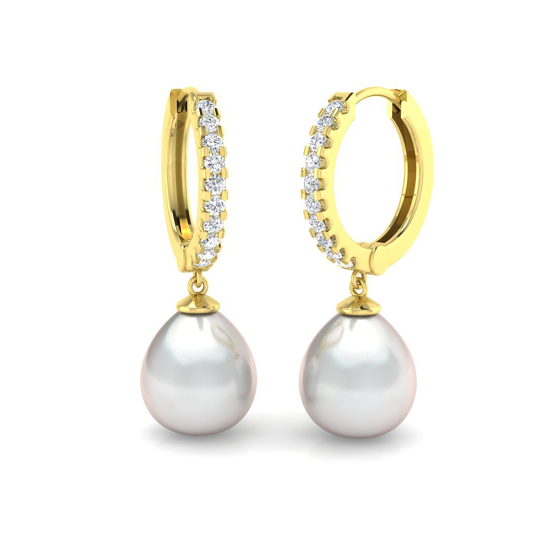 Pearl Earrings in 18K Yellow Gold