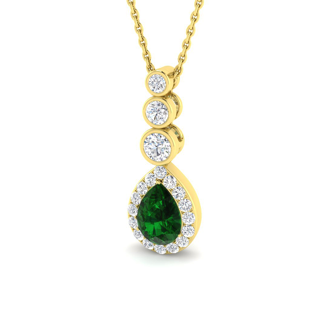 Emerald Pendant in 9K Yellow Gold