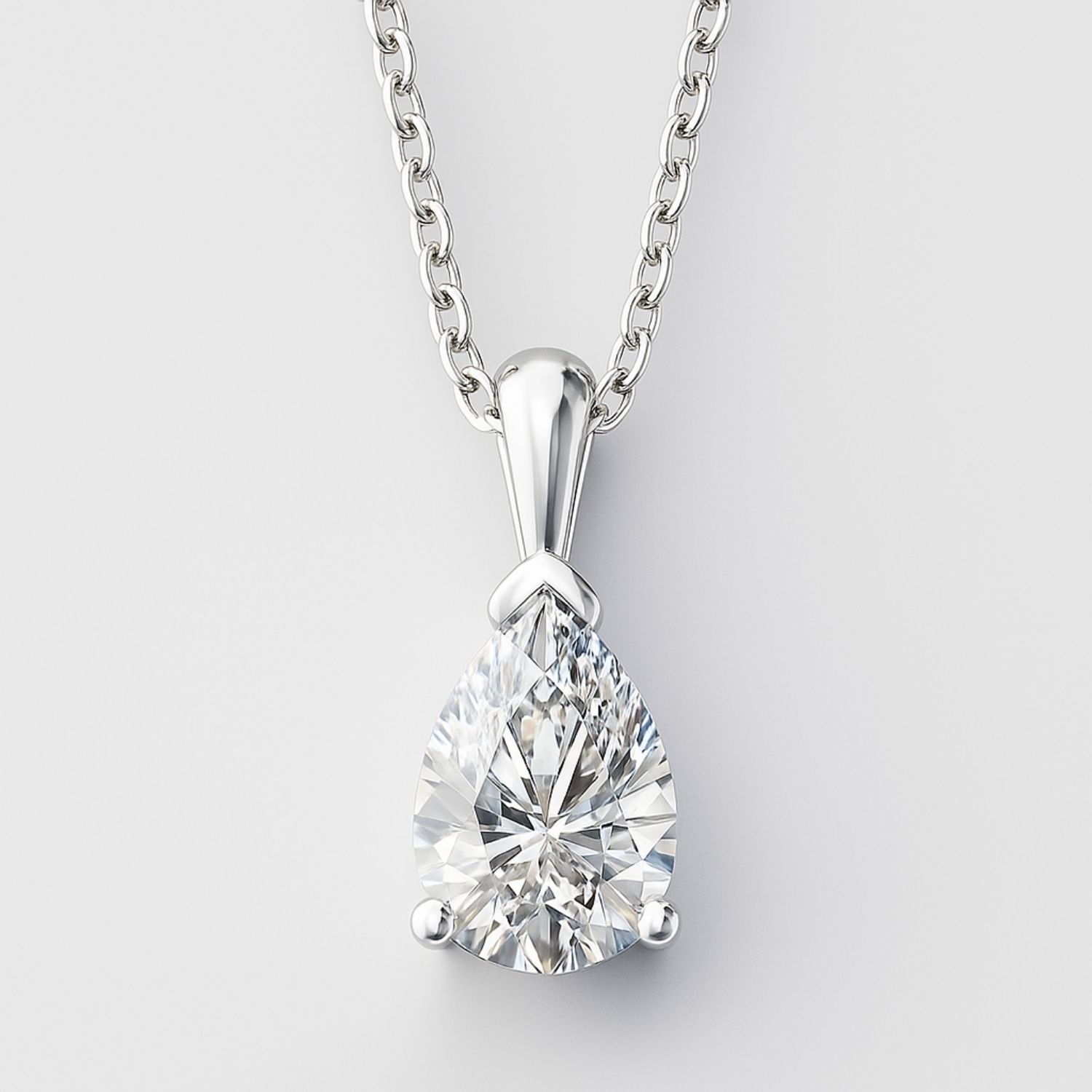 Quena 3 Prong Solitaire Pendant Necklace