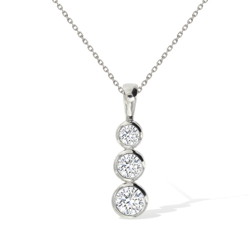 0.50-1.00 Carat Bazel Setting Natural And Lab Created Round Diamond Journey Pendant