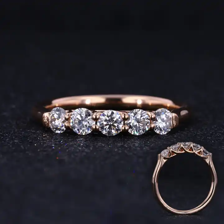 1.25 Ct Natural Diamond Round Cut Ealhhild  in 9K Yellow Gold