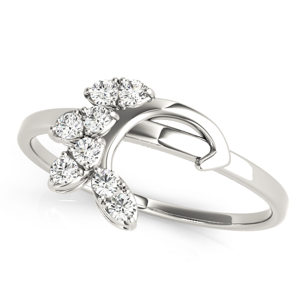 Alelia Lab Grown Shared Prong Set Cluster Diamond Ring