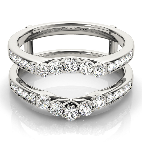 Aleliya Lab Grown Round cut Shared Prong Set  Diamond Ring