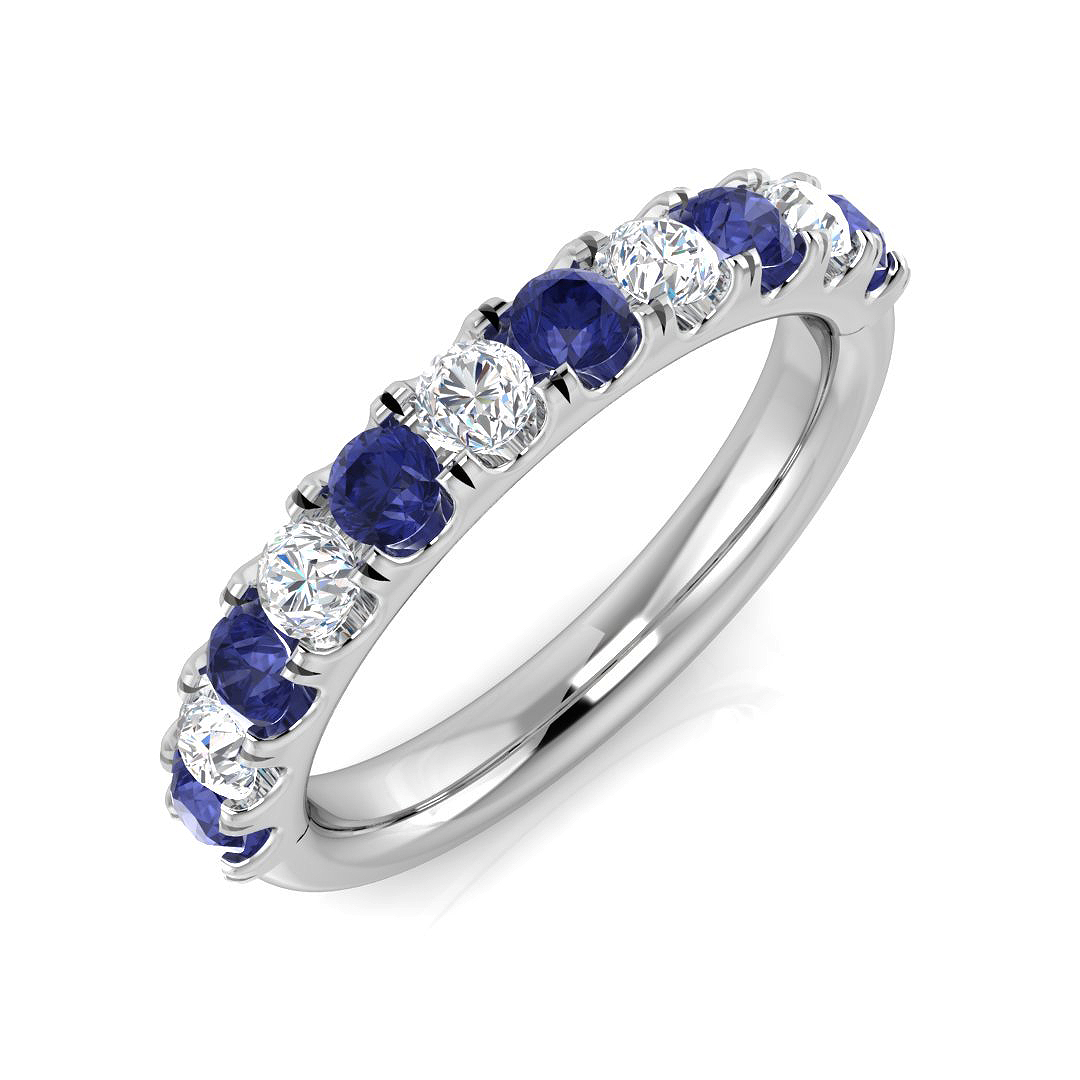 0.75 Ct Tanzanite Round Cut  in 18K White Gold